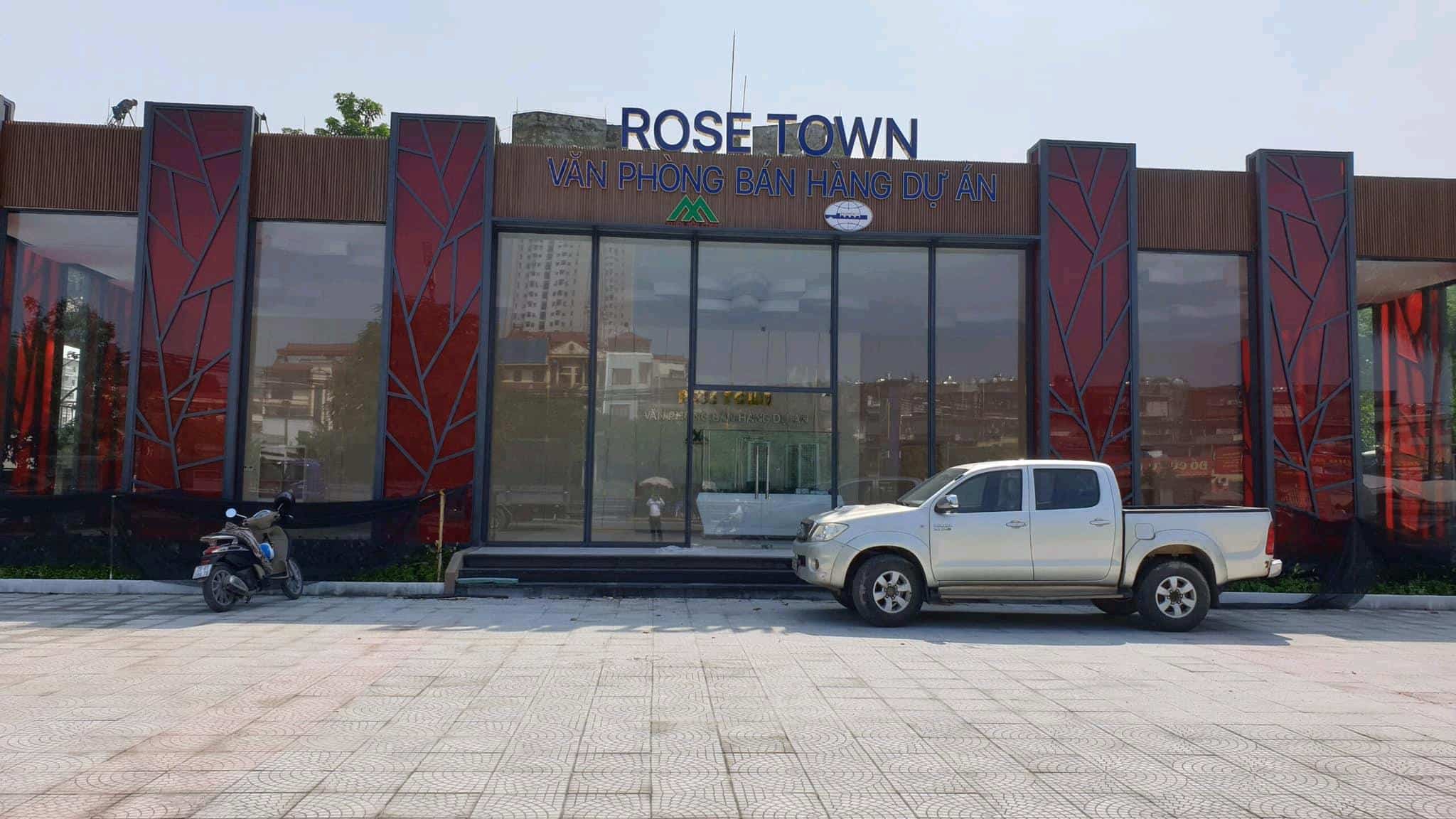 Phòng bán hàng + nhà mẫu Dự án Rose Town kính chào Quý khách