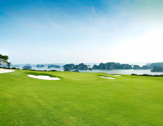 FLC Grand Villa Sân Golf FLC Hạ Long tầm view bạc tỷ