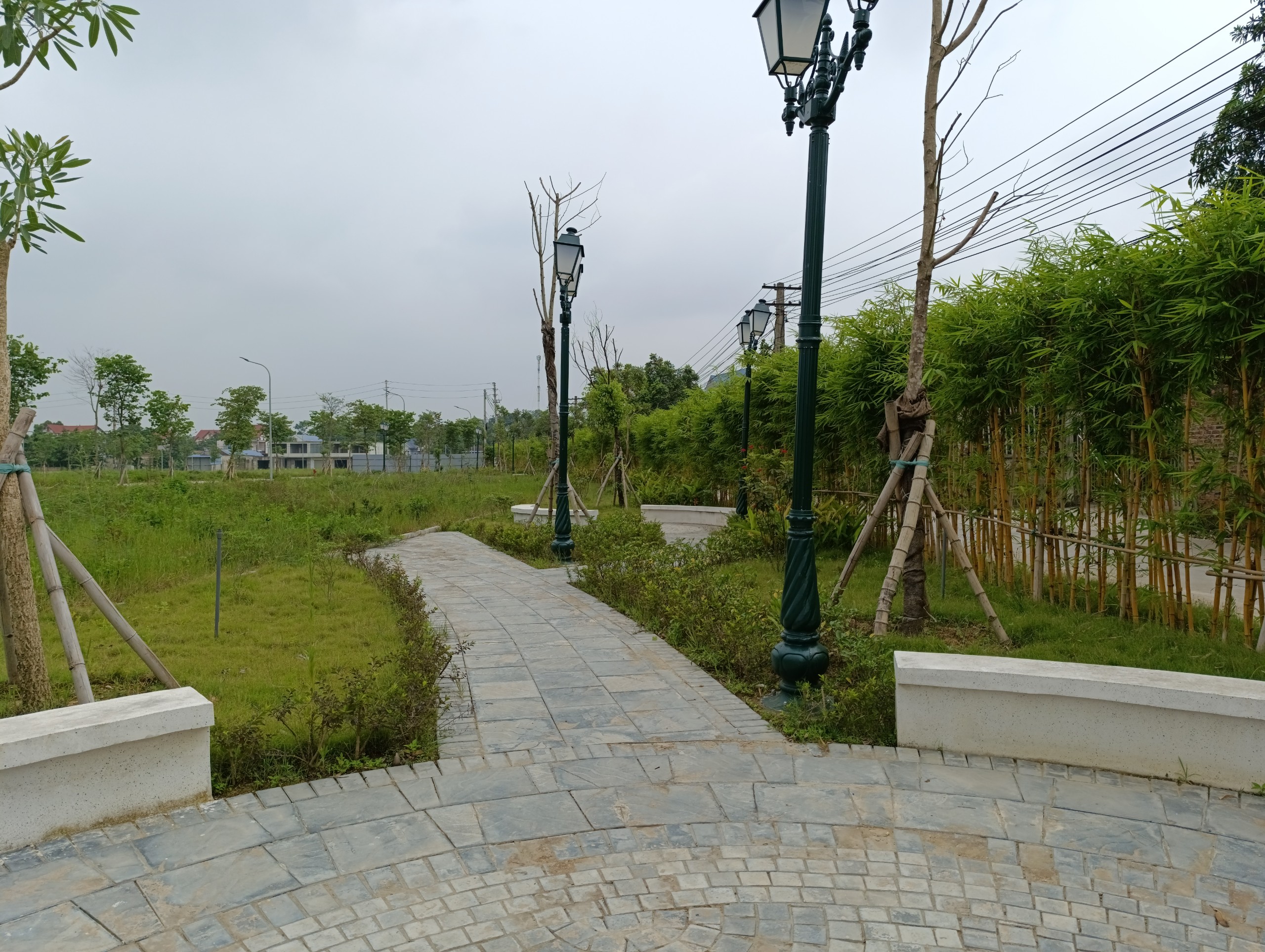 Khuôn viên cây xanh nội khu KĐT Yên Bình Xanh Phổ Yên