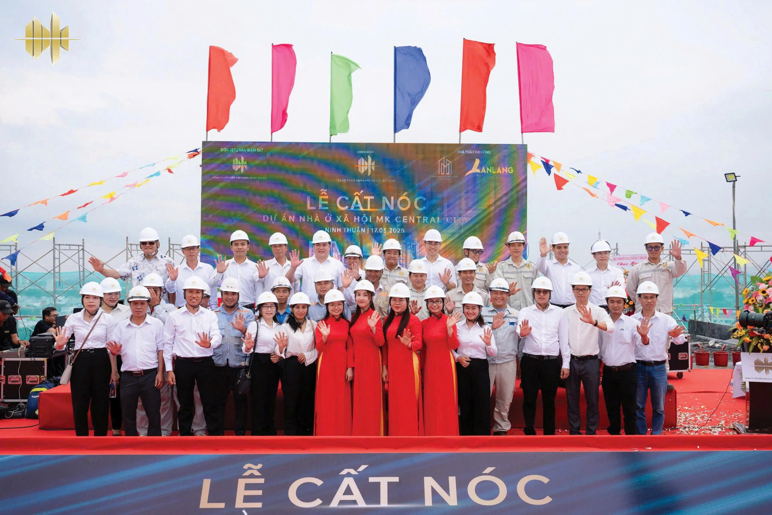 Lễ cất nóc Dự án NOXH MK Central City ngày 17/5/2025